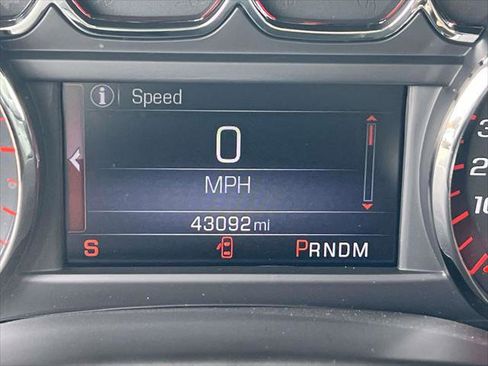 Used 2016 GMC Yukon SLT w/ Open Road Package AWD/4WD image 30