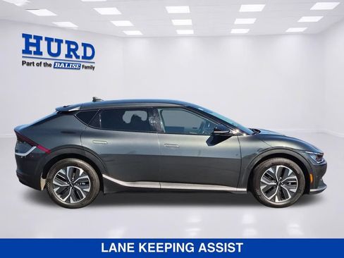 Used 2024 Kia EV6 Light AWD/4WD image 2