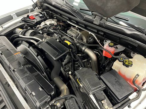 Used 2023 GMC Sierra 3500 Denali w/ Technology Package image 32