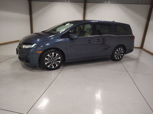 New 2026 Honda Odyssey Elite image 4