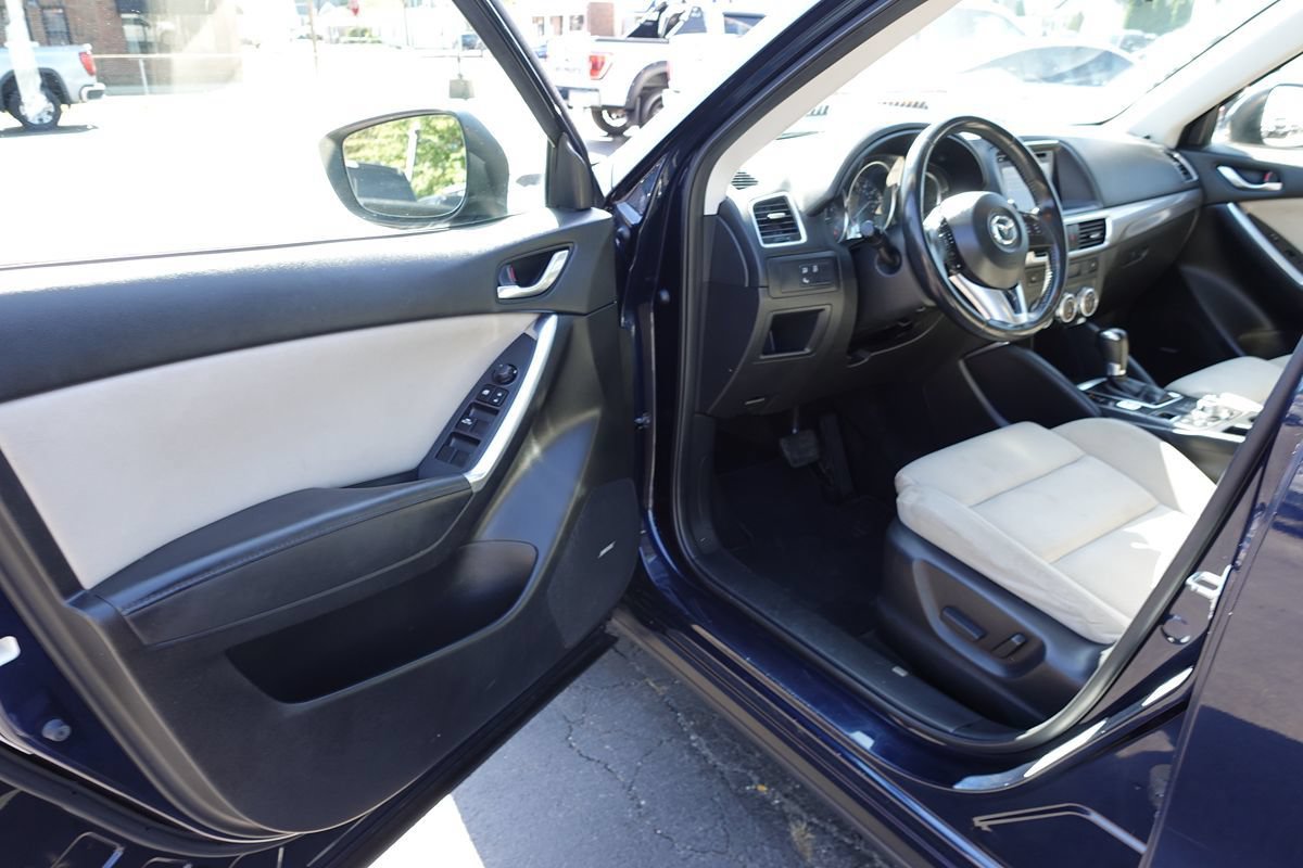Used 2016 MAZDA CX-5 Touring w/ Bose/Moonroof Package AWD/4WD image 12
