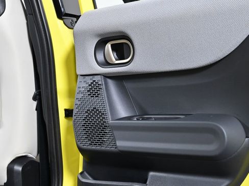 Certified 2025 MINI Cooper S image 30