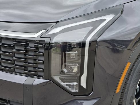 New 2026 Kia Sportage EX FWD image 6