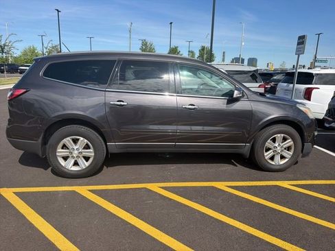 Used 2013 Chevrolet Traverse LT FWD image 24