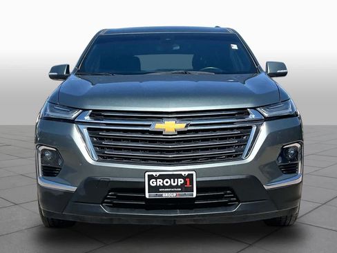 Used 2023 Chevrolet Traverse LT FWD image 4