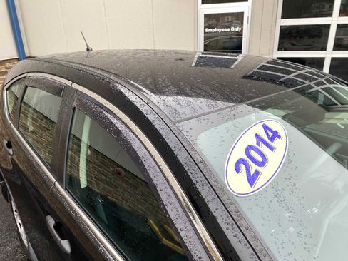 Used 2014 Honda CR-V LX image 5