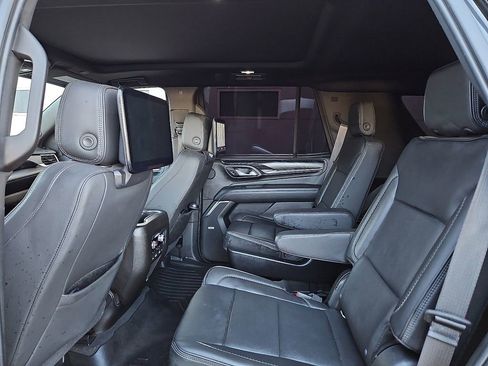 Used 2021 GMC Yukon Denali w/ Denali Ultimate Package image 18