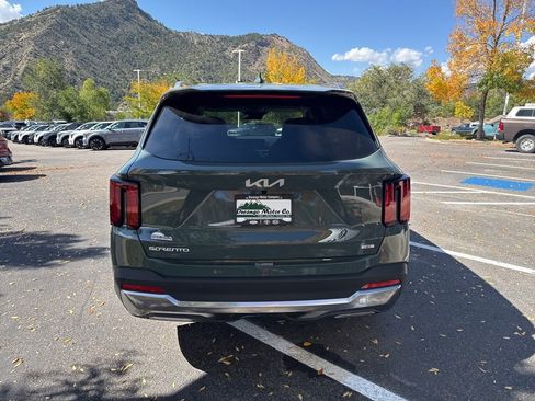 New 2025 Kia Sorento EX image 6