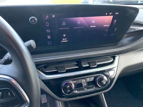 Used 2025 Buick Envista Sport Touring w/ Convenience I Package FWD image 27