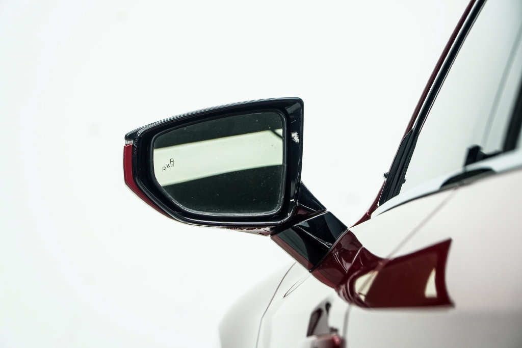 Used 2024 Lexus IS 300 w/ Comfort Package RWD image 17