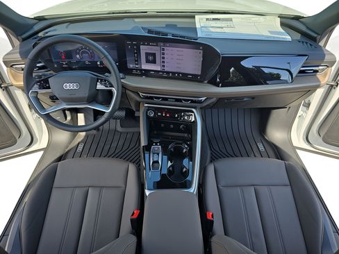 New 2026 Audi Q5 Premium image 9