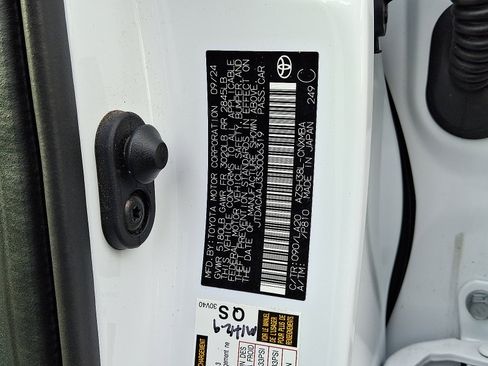 Used 2025 Toyota Crown Signia image 18