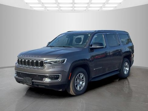 Certified 2024 Jeep Wagoneer 4WD image 3