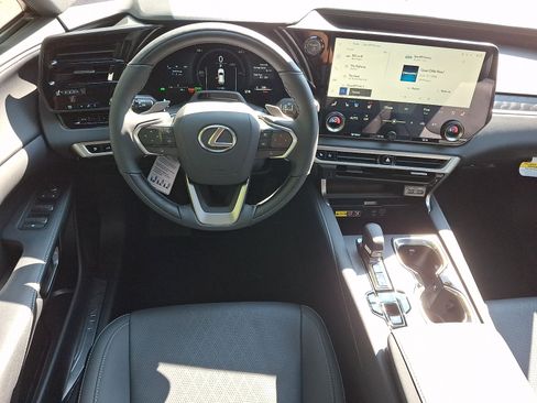 New 2026 Lexus RX 350h AWD/4WD image 8
