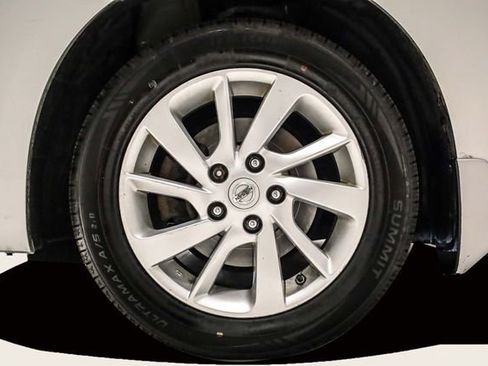 Used 2015 Nissan Sentra SV w/ Style Package image 9