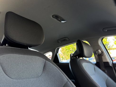 Used 2025 Kia K4 FWD image 13