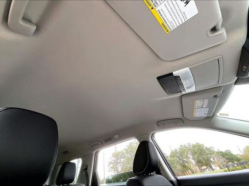 Certified 2025 Nissan Pathfinder SV image 13