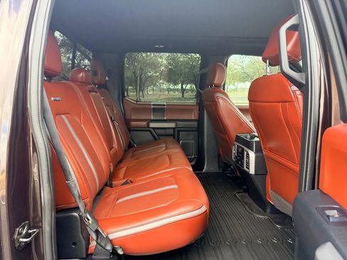 Used 2019 Ford F150 Platinum w/ Equipment Group 701A Luxury image 16