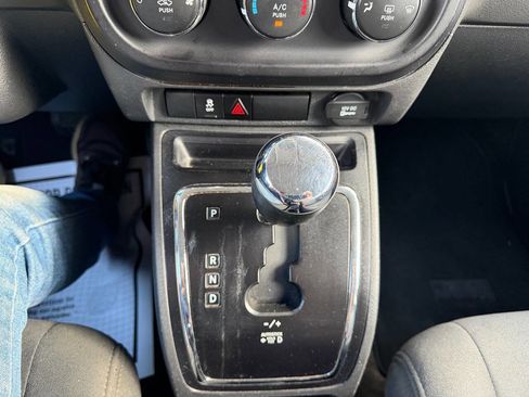 Used 2017 Jeep Patriot Sport w/ Power Value Group image 15