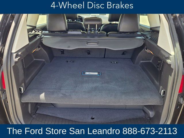 Certified 2017 Ford C-MAX Energi Titanium FWD image 28