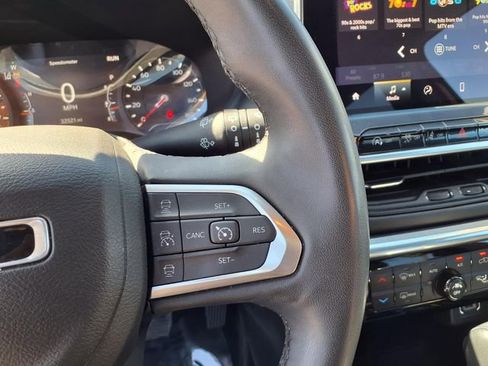 Used 2023 Jeep Compass Limited AWD/4WD image 19