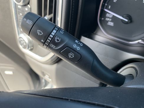 Used 2020 GMC Sierra 1500 SLT w/ SLT Premium Plus Package image 34