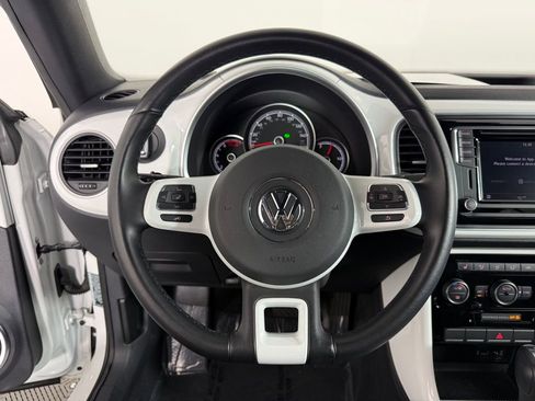 Used 2019 Volkswagen Beetle 2.0T SE image 26