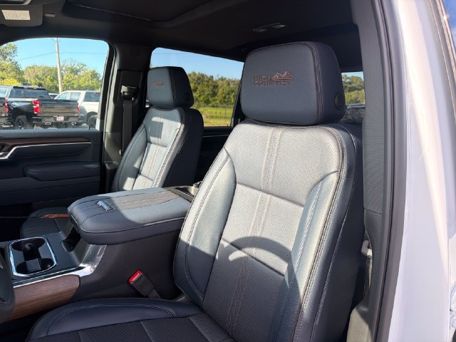 New 2026 Chevrolet Silverado 2500 High Country w/ Technology Package AWD/4WD image 20