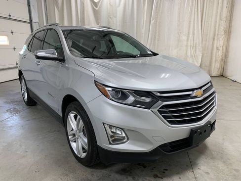 Used 2020 Chevrolet Equinox Premier AWD/4WD image 14