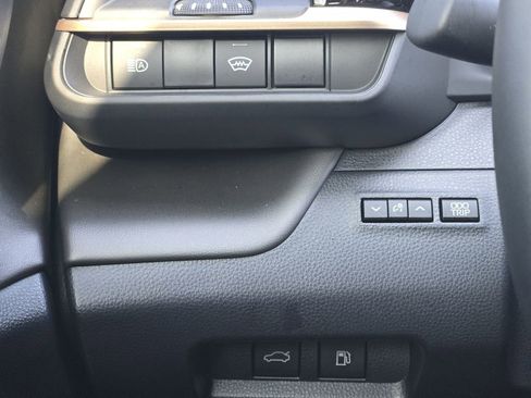 Used 2026 Toyota Crown Nightshade image 24