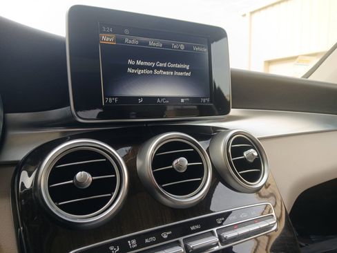 Used 2018 Mercedes-Benz GLC 300 GLC 300 image 22