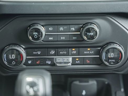 New 2026 Ford Bronco Outer Banks AWD/4WD image 32