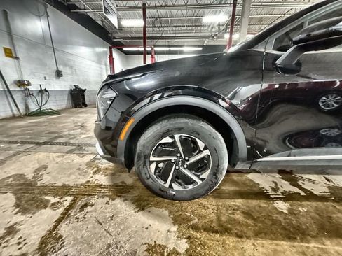 Certified 2023 Kia Sportage LX image 20