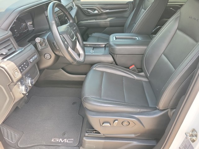 Used 2023 GMC Yukon Denali AWD/4WD image 5
