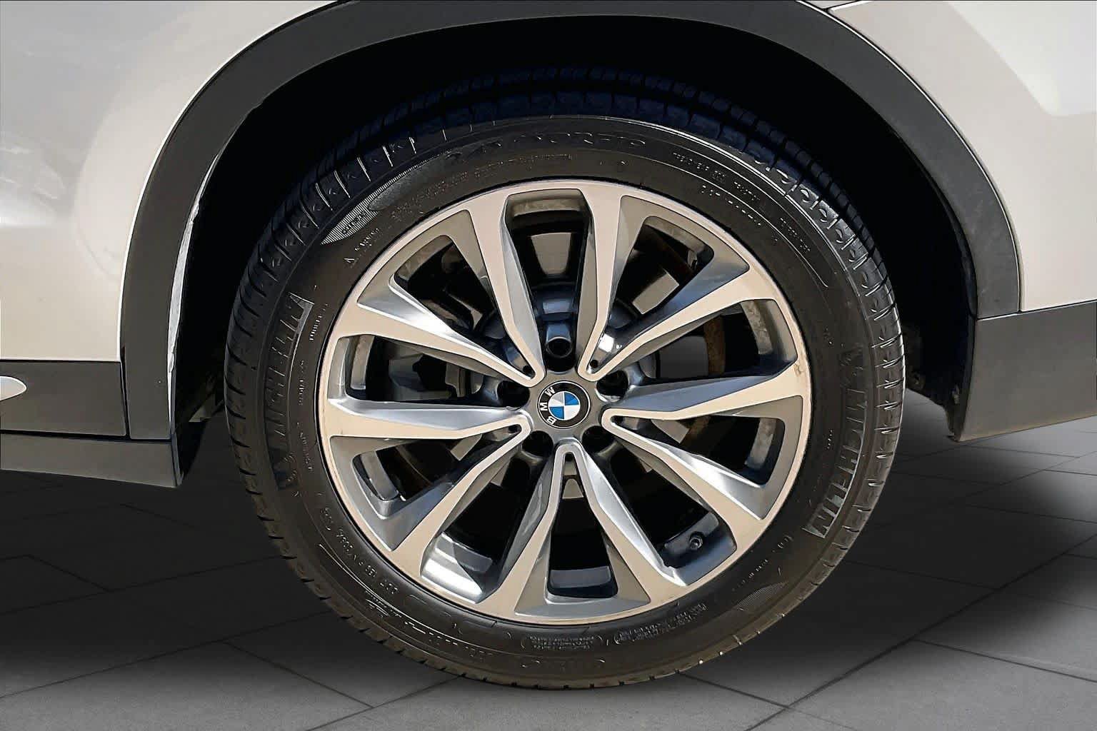 Used 2018 BMW X3 xDrive30i AWD/4WD image 10