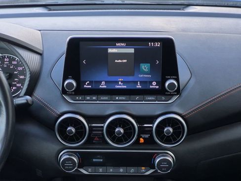 Used 2023 Nissan Sentra SR w/ Electronics Package image 9