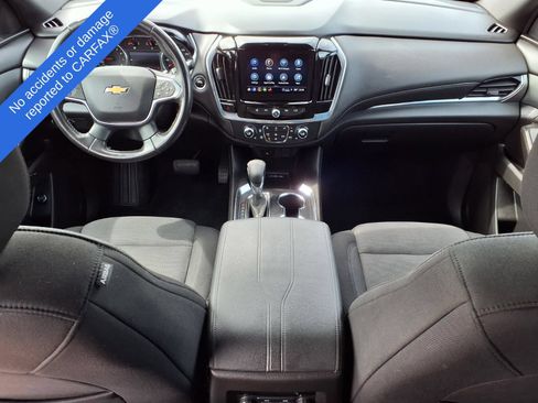 Used 2022 Chevrolet Traverse LT w/ LPO, Blackout Package AWD/4WD image 12