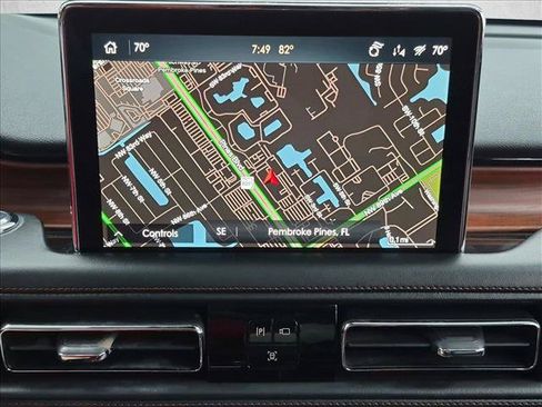 Used 2022 Lincoln Aviator Reserve w/ Equipment Group 201A RWD image 13
