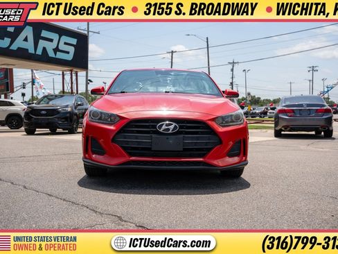 Used 2019 Hyundai Veloster 2.0 FWD image 2