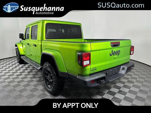 New 2025 Jeep Gladiator Sport image 16