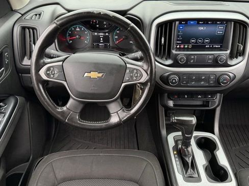 Used 2021 Chevrolet Colorado LT RWD image 12