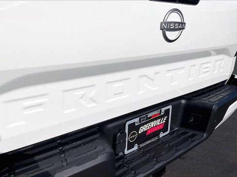 New 2026 Nissan Frontier SV w/ SV Convenience Package image 13