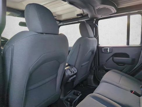 New 2026 Jeep Gladiator Sport image 14