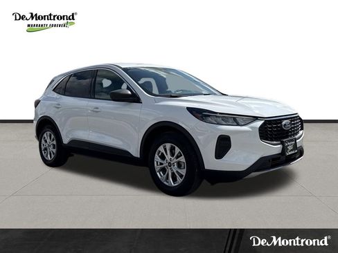 Used 2024 Ford Escape Active FWD image 3