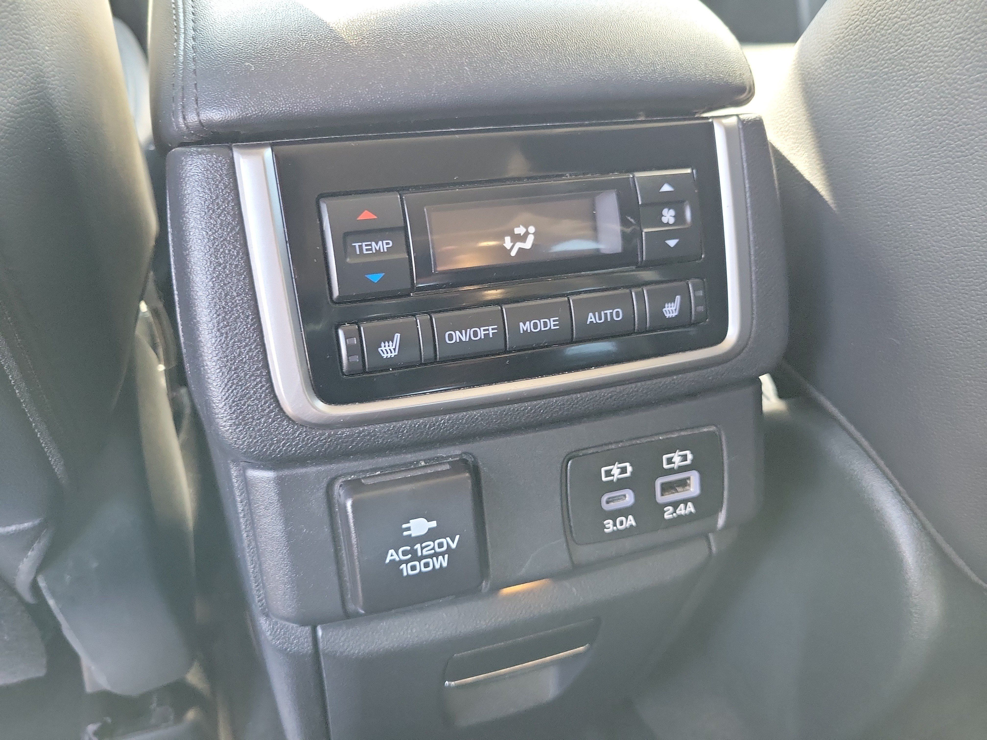 Used 2025 Subaru Ascent Bronze Edition w/ Onyx Package AWD/4WD image 15