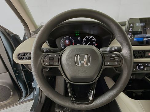 New 2026 Honda HR-V LX image 11