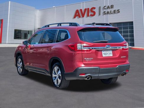Used 2025 Subaru Ascent Premium AWD/4WD image 9