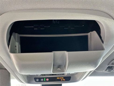 Certified 2023 Chevrolet Equinox LT image 36