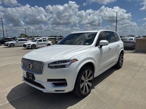 Used 2024 Volvo XC90 B6 Ultimate w/ Protection Package AWD/4WD image 7