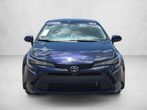 Certified 2023 Toyota Corolla LE FWD image 2